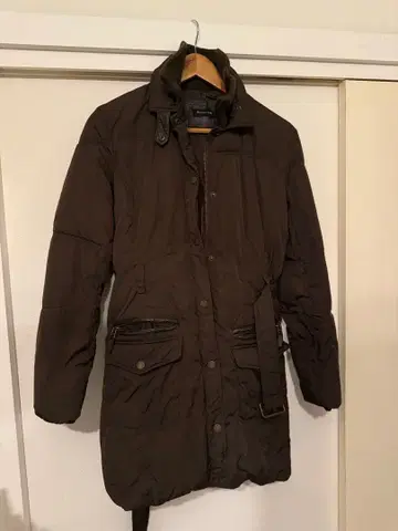 Massimo Dutti 다크 브라운 다운 자켓