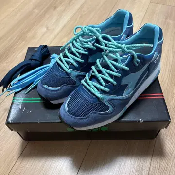 diadora V7000 네이비/라이트 블루 이탈리아