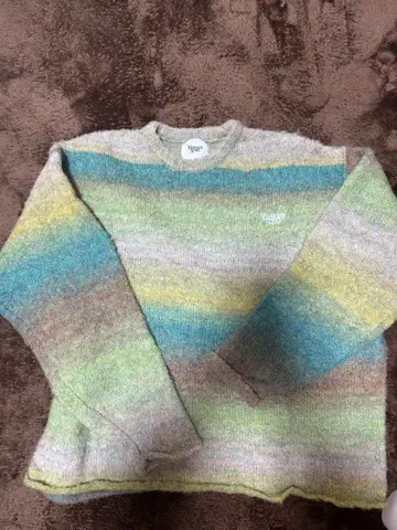 younger song 그라데이션 니트