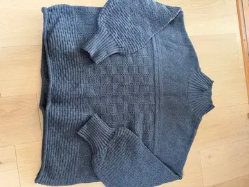 그레이 뜨개질 긴팔 니트 스웨터