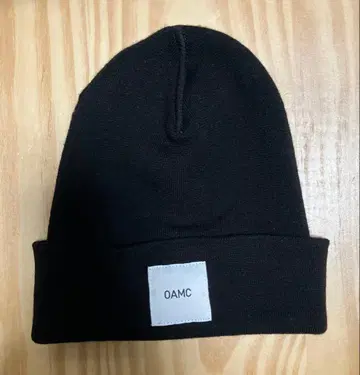 OAMC 블랙 니트 모자