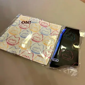 아다치 미츠루전 터치 펀치 타월 손수건 양말