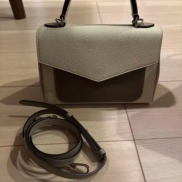 보나벤츄라 라우라 백