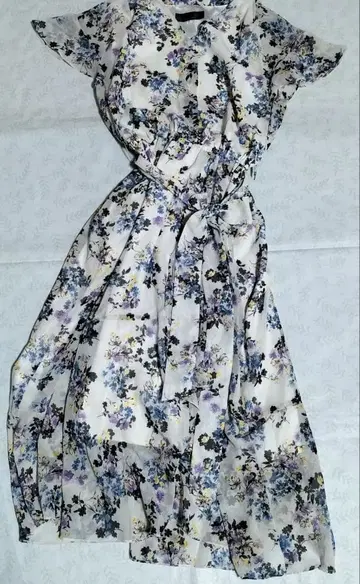 [ JUSGLITTY 저스길리티 꽃무늬 플레어 원피스 ]