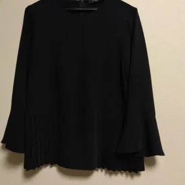 M M-PREMIER 엠프리미어 블랙 플리츠