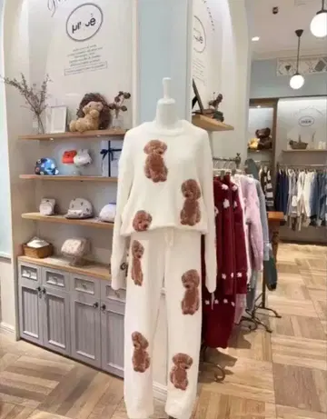 새상품! 토이 푸들 풀오버 복슬복슬 상하의 세트 화이트