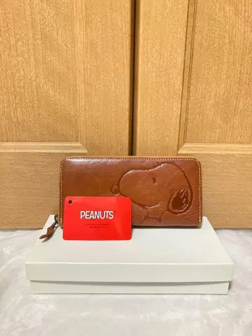 PEANUTS 스누피 장지갑 브라운