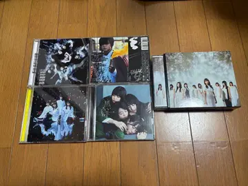 케야키자카46 CD 여러 가지 (사진에 있는 것만)