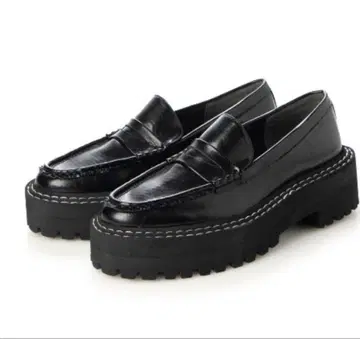 EVOL 스터드 블랙 로퍼 통굽