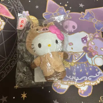 헬로키티 십이지신 마스코트 멧돼지