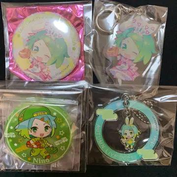 프리파라 니노 굿즈 4점