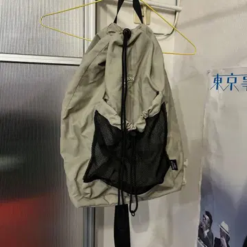 Reebok 베이지 드로우 스트링 백팩 원 숄더