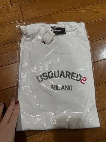 DSQUARED2 티셔츠 S 사이즈 화이트