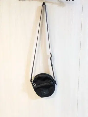 aniary 숄더백 나일론