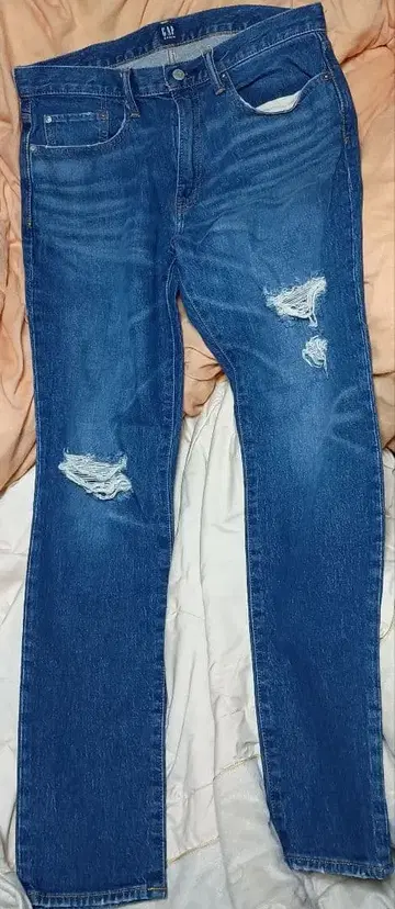 데미지 가공 스키니 데님 짙은 파랑