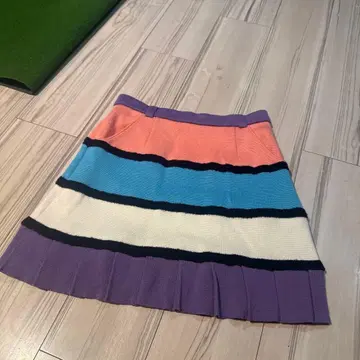 아르치비오 컬러풀 스트라이프 니트 스커트