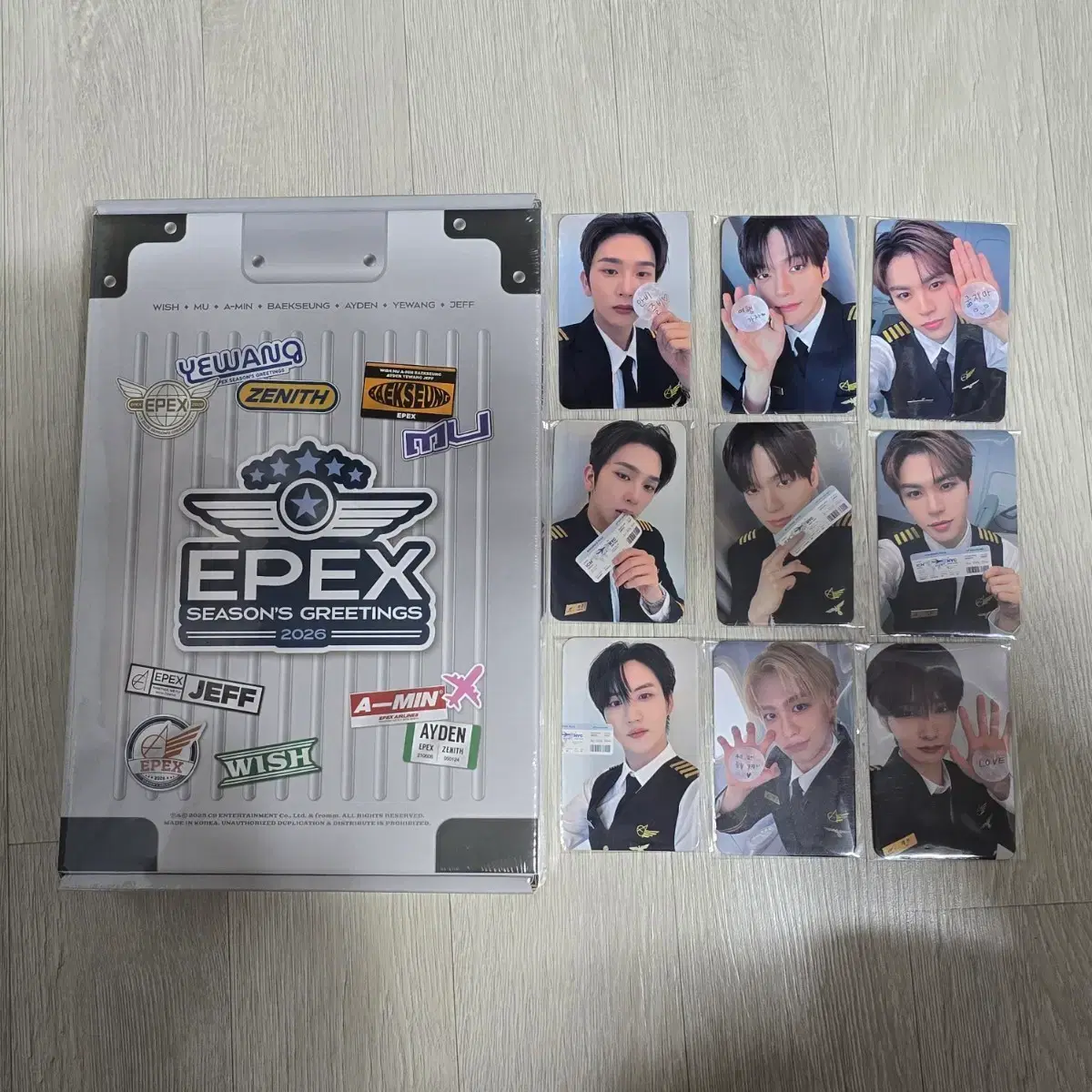 Epex sign polaroid #이펙스,#EPEX,#아민,#예왕,#싸폴 on Bunjang