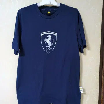 페라리 월드 티셔츠