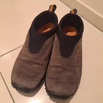 Merrell 스웨이드 슬립온 스니커즈 브라운