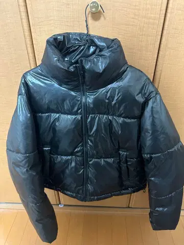 블랙 숏 기장 다운 자켓