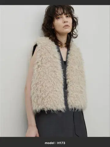 완판템! GALLARDA GALANTE NAVY 퍼 베스트