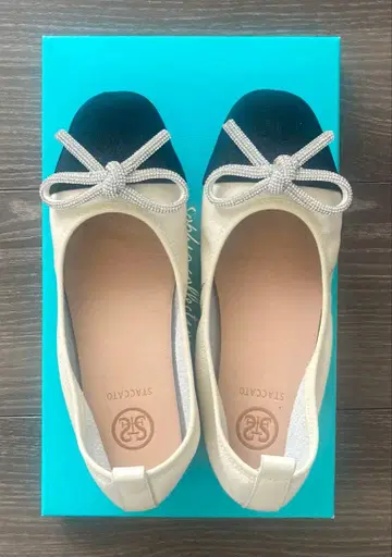 STACCATO 플랫슈즈 리본 포함