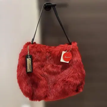 나나노엘 레드 퍼 원숄더백