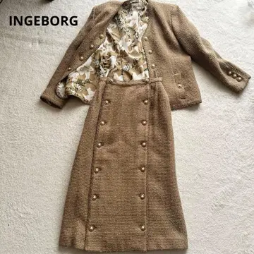 INGEBORG 베이지 셋업 S 꽃무늬