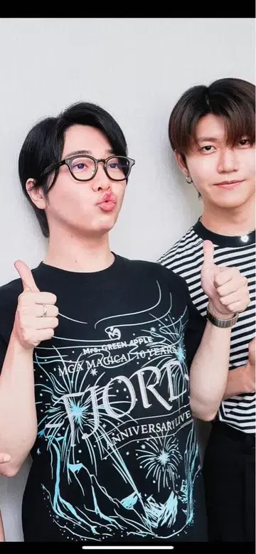 M스테이지 착용 피요르드 티셔츠 XL 미사용 새상품