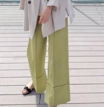 CITY TOKYO 하이 트위스트 세미 와이드 팬츠 그린 2 사이즈