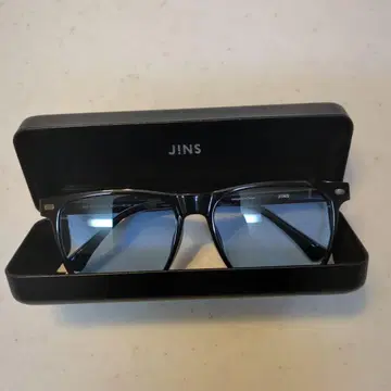 JINS 블랙 웰링턴 스타일 안경 파란 렌즈