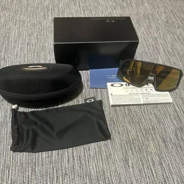 정품 Oakley SUTRO