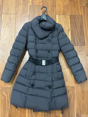 TATRAS 그레이 다운 자켓 [여성용] 벨트 포함