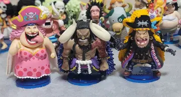 원피스 월드 컬렉터블 피규어 빅맘 카이도 검은 수염