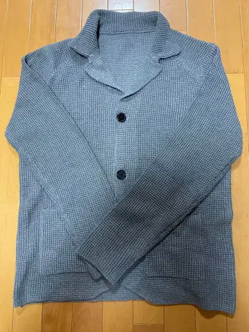 그레이 버튼 니트 가디건