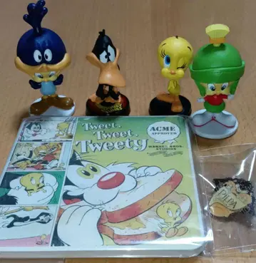 루니툰즈 굿즈 세트