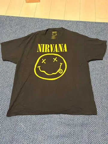NIRVANA T셔츠
