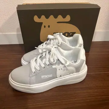 moz 화이트 그레이 스니커즈