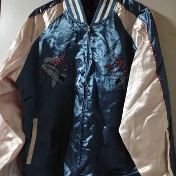 스카잔 파랑과 화이트 잉어와 벚꽃 자수 미사용품