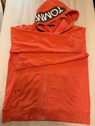 TOMMY 오렌지 후드 부착 후드티 XL