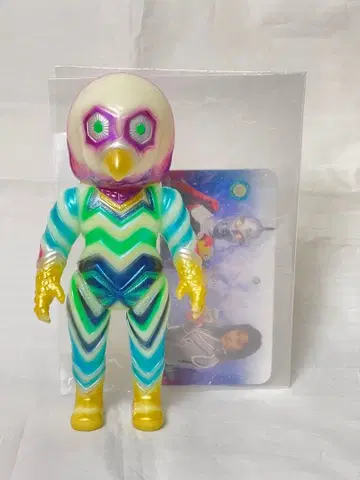 M1호 갓츠 외계인 축광 성형 GID 소프트 비닐