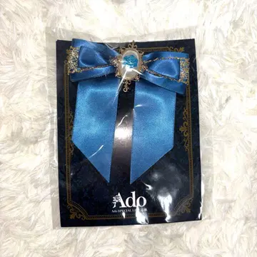 Ado 리본 디자인 브로치