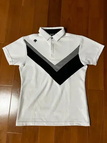 데상트 골프 피케 셔츠 S 화이트/블랙/그레이