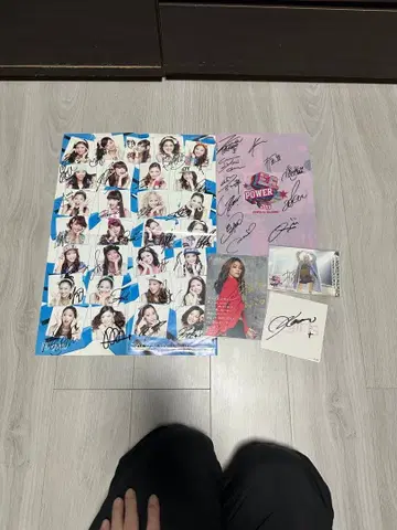 E-girls 친필 사인 세트