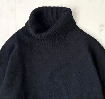 새상품급 저널 스탠다드 캐시미어 100 터틀넥 풀오버 니트