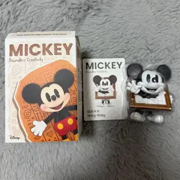 Disney Mickey Boundless Creativity 미키