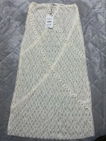 zara M 새상품 레이스업 롱 스커트 화이트 스터드