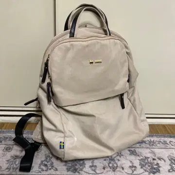 moz 베이지 나일론 백팩 A4 컴퓨터 수납 사이즈