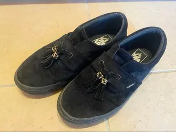 VANS 블랙 스웨이드 슬립온