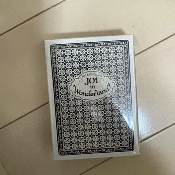 JO1 Exhibition Wonderland 트럼프